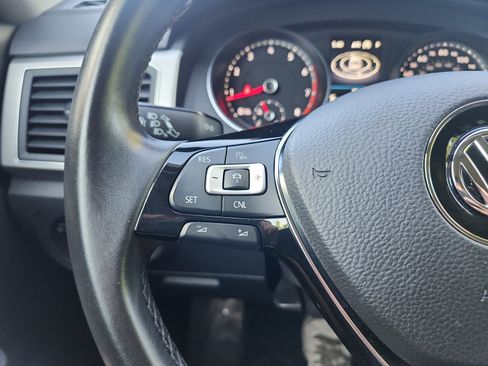 Used 2018 Volkswagen Atlas SE FWD image 24