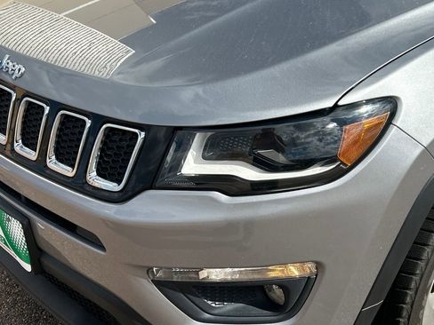 Used 2018 Jeep Compass Latitude w/ Popular Equipment Group image 16