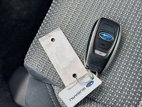 Used 2025 Subaru Outback Premium AWD/4WD image 38