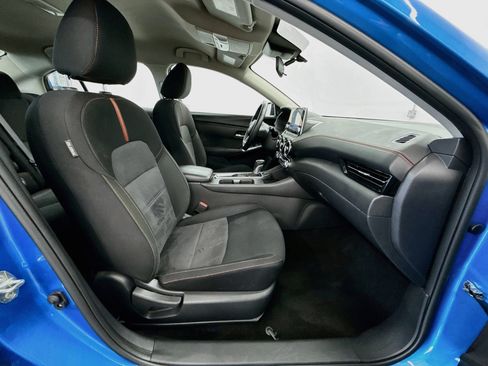 Used 2025 Nissan Sentra SR FWD image 30