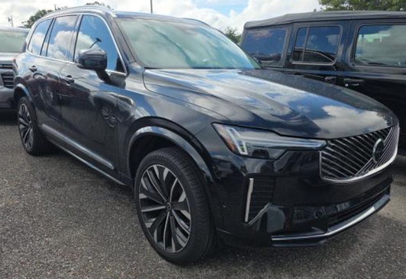 Used 2026 Volvo XC90 B6 Ultra AWD/4WD image 2