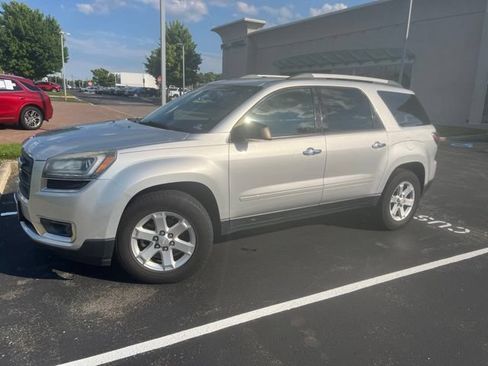 Used 2016 GMC Acadia SLE FWD image 1