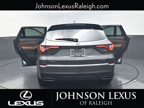 Used 2024 Acura MDX SH-AWD w/ Technology Package image 26