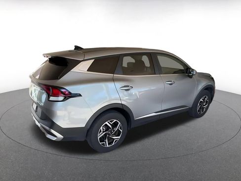 Used 2024 Kia Sportage LX image 14