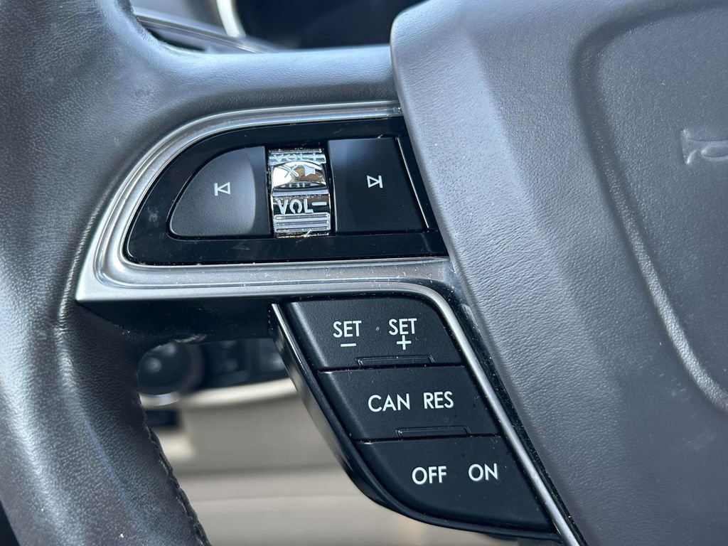 Used 2019 Lincoln Nautilus Reserve FWD image 24