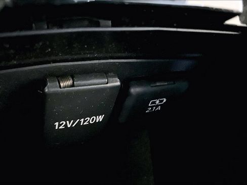 Certified 2019 Toyota Corolla SE w/ Carpet Mat Package FWD image 16