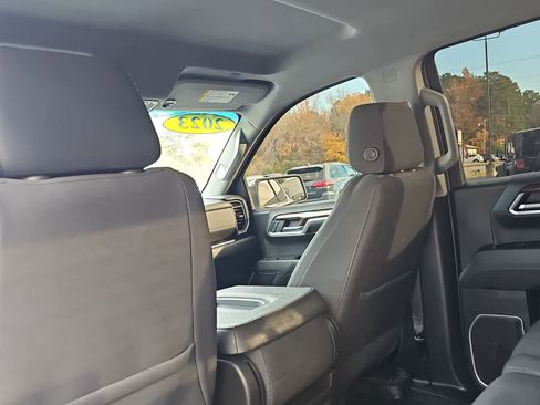 Used 2023 GMC Sierra 1500 SLE image 24