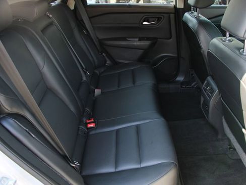 Certified 2023 Nissan Rogue SV w/ SV Premium B Package FWD image 34