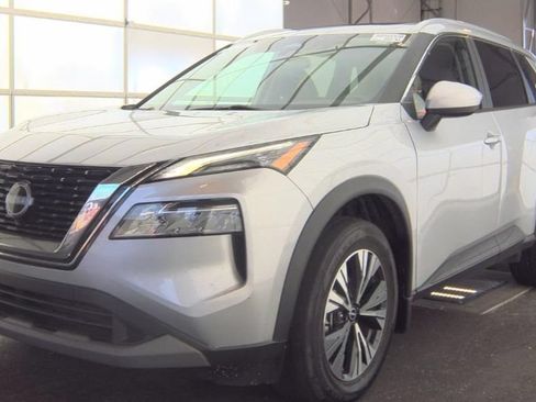 Used 2023 Nissan Rogue SV w/ SV Premium B Package FWD image 1