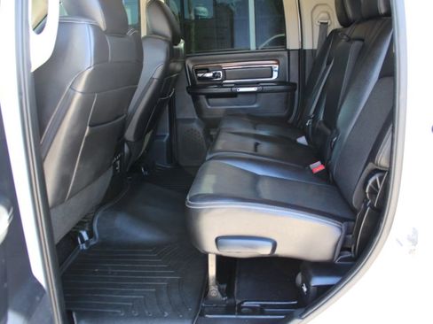 Used 2015 RAM 2500 Laramie image 11