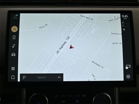 Used 2023 Land Rover Range Rover SE image 28