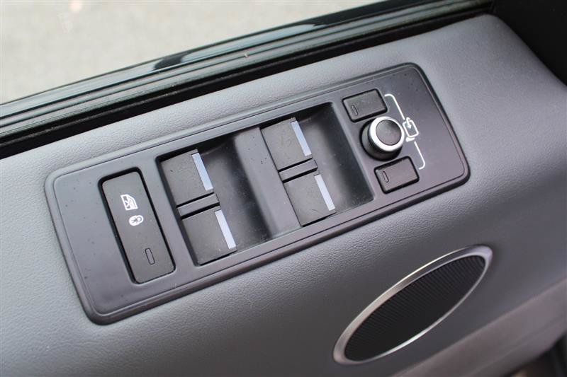 Used 2014 Land Rover Range Rover Sport HSE AWD/4WD image 13
