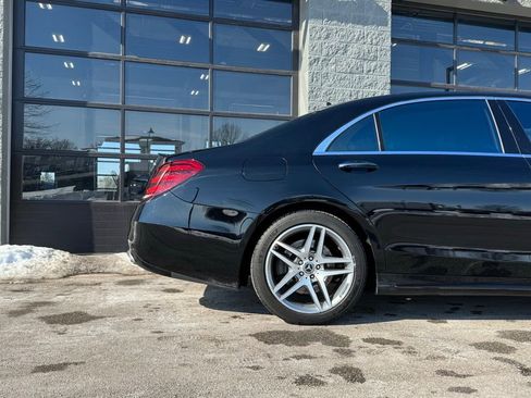 Used 2019 Mercedes-Benz S 560 4MATIC Sedan w/ AMG Line Exterior image 42
