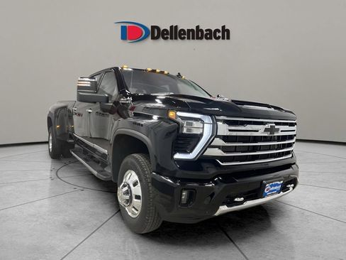 Used 2024 Chevrolet Silverado 3500 High Country w/ High Country Premium Package image 7