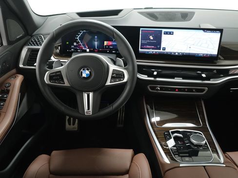 Used 2026 BMW X5 M60i w/ Climate Comfort Package AWD/4WD image 12