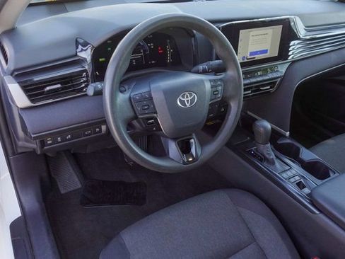 Used 2025 Toyota Camry LE FWD image 9