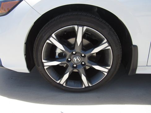 Used 2026 Honda Civic Sport Touring image 5