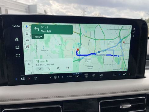 New 2025 Lincoln Aviator AWD w/ Equipment Group 101A image 24