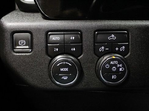 Used 2024 Chevrolet Silverado 1500 RST w/ Z71 Off-Road Package AWD/4WD image 20