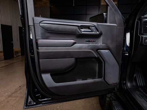 Used 2023 GMC Sierra 1500 AT4X image 35