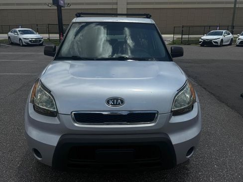 Used 2011 Kia Soul FWD image 3