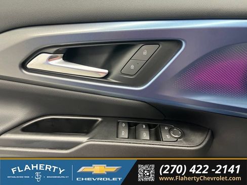 Used 2024 Chevrolet Equinox EV LT FWD image 21