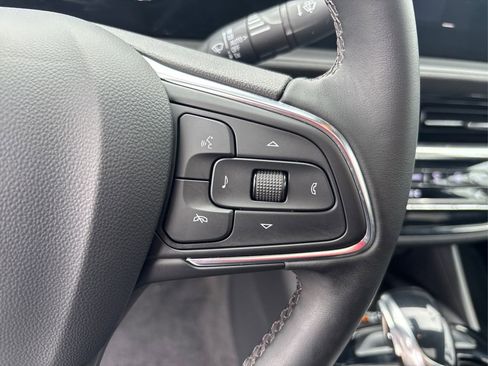 Used 2024 Buick Envista Preferred FWD image 29