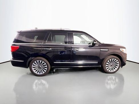 Used 2019 Lincoln Navigator Reserve w/ Cargo Package AWD/4WD image 11