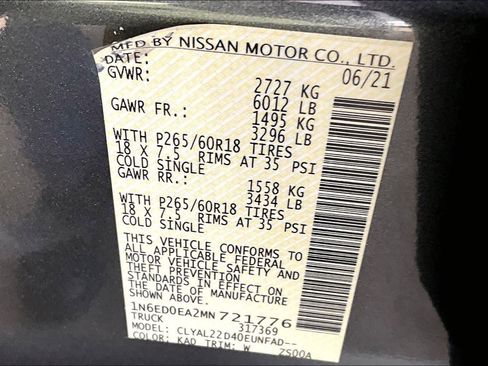 Certified 2021 Nissan Frontier SV w/ Midnight Edition Floor Mats image 33