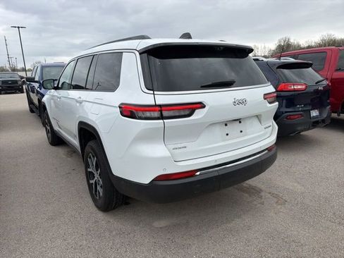 Used 2024 Jeep Grand Cherokee L Limited w/ Luxury Tech Group II AWD/4WD image 9