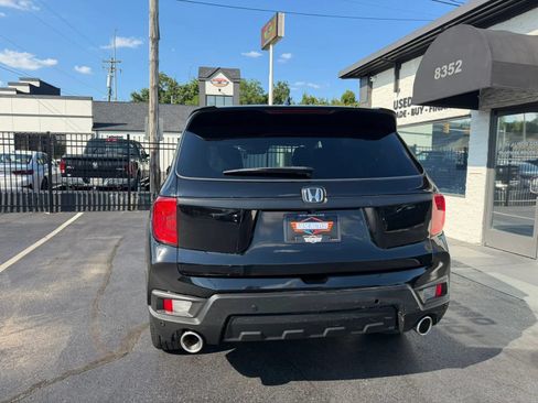 Used 2023 Honda Passport EX-L image 4