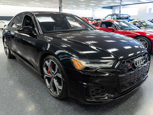 Used 2024 Audi S6 Prestige AWD/4WD image 3