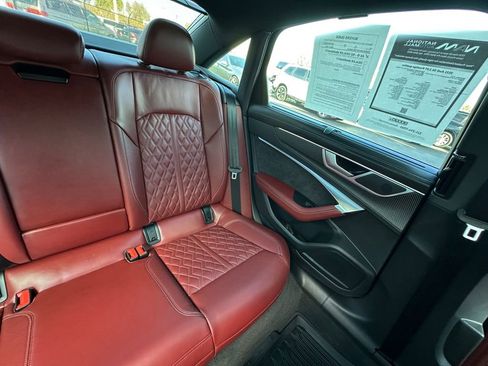 Used 2021 Audi S6 Prestige w/ Prestige Package image 28
