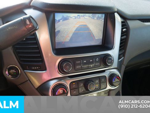 Used 2016 Chevrolet Suburban LT image 9