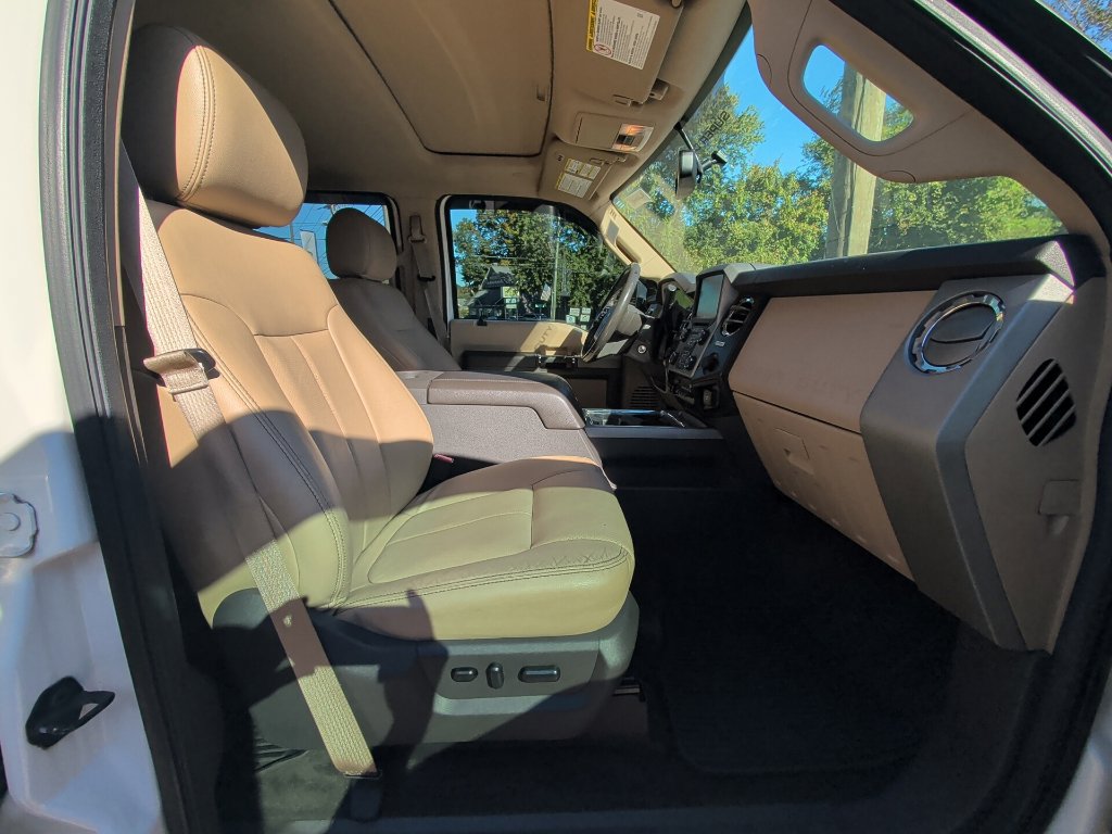 Used 2015 Ford F250 Lariat w/ Lariat Ultimate Package AWD/4WD image 15