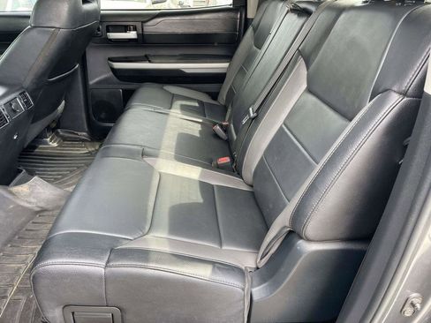 Used 2018 Toyota Tundra Limited w/ Limited Premium Package AWD/4WD image 21