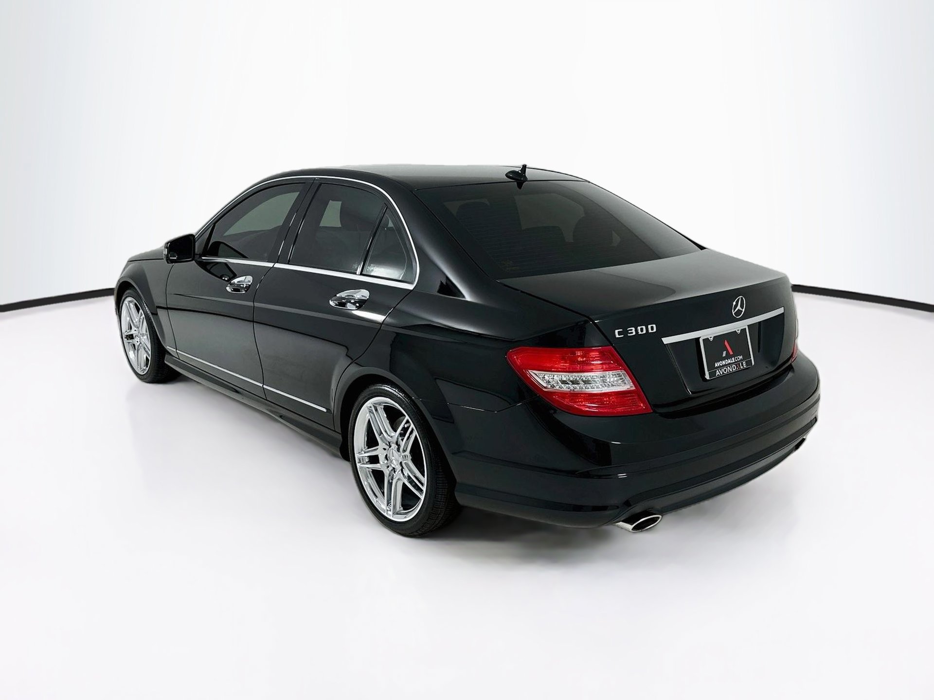 Used 2010 Mercedes-Benz C 300 Sedan image 6