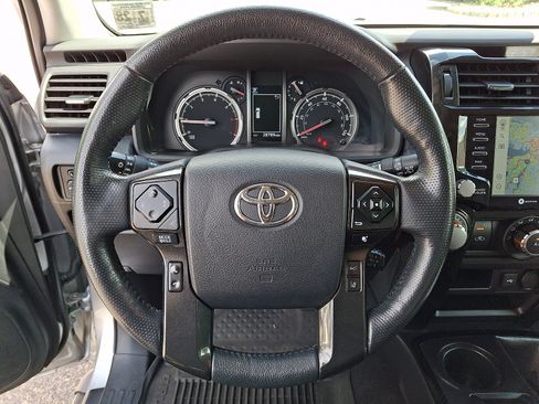 Used 2023 Toyota 4Runner TRD Off-Road Premium w/ Moonroof Package AWD/4WD image 20