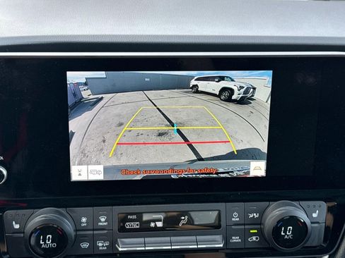 New 2026 Toyota Grand Highlander LE image 17