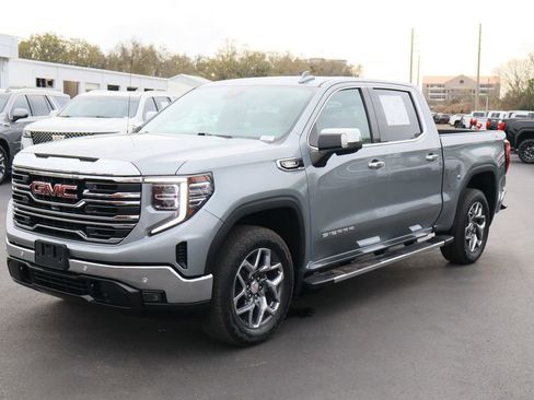 Certified 2023 GMC Sierra 1500 SLT w/ SLT Premium Plus Package image 4