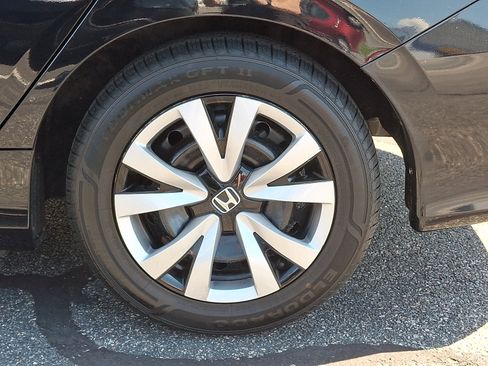 Certified 2017 Honda Civic LX image 8