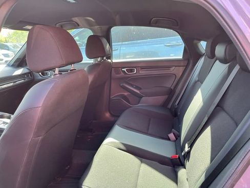 Used 2023 Honda Civic Sport image 3