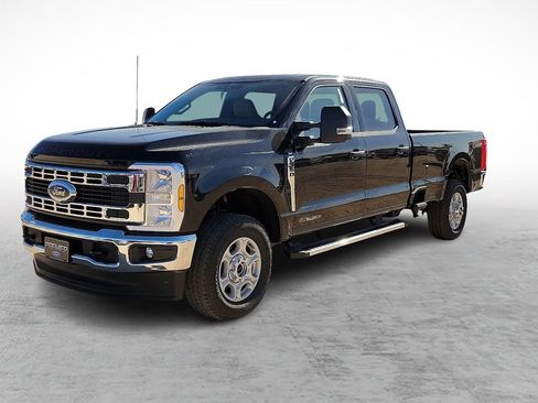 New 2026 Ford F350 XLT w/ FX4 Off-Road Package image 5