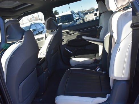 New 2026 Kia EV9 GT-Line image 23