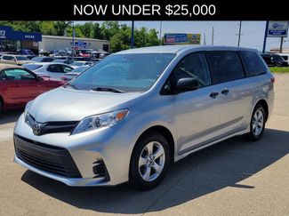 Used 2019 Toyota Sienna L w/ Carpet Mat Package FWD video 2