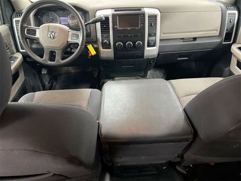 Used 2011 RAM 2500 SLT w/ Protection Group image 10