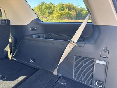 Used 2022 Ford Expedition Limited image 60