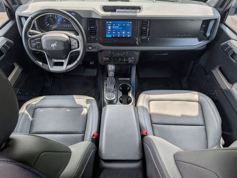 Used 2023 Ford Bronco Black Diamond AWD/4WD image 16