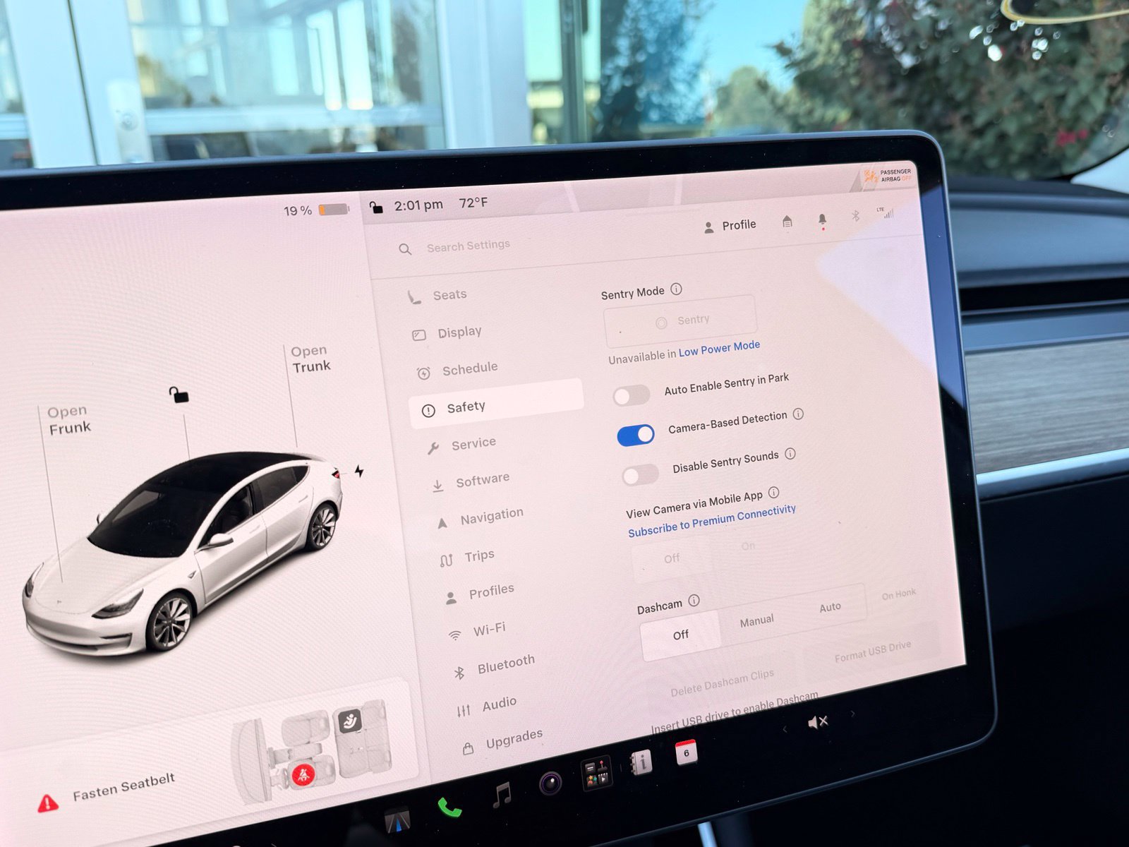 Used 2018 Tesla Model 3 Long Range AWD/4WD image 40