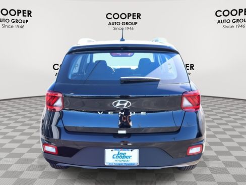 New 2026 Hyundai Venue SEL FWD image 6